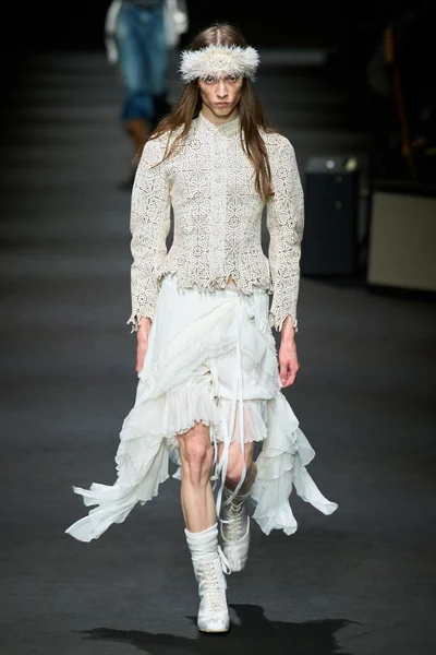 Look 20